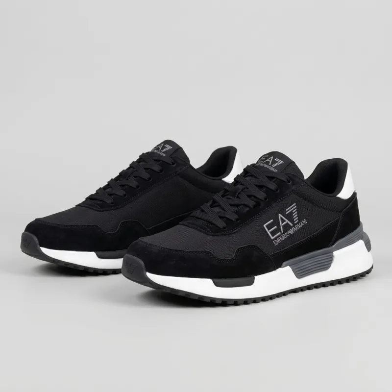 BASKET HOMME EA7 STREET LUXE SIGNATURE D'ÂME - SNEAKER NOIR INTENSE & BLANC ÉDITION BOSS CLASS