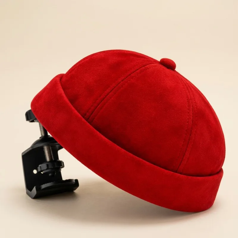 BONNET DOCKER PREMIUM SIGNATURE D'ÂME - ROUGE ROYAL VELOURS & FINITION STREET CHIC